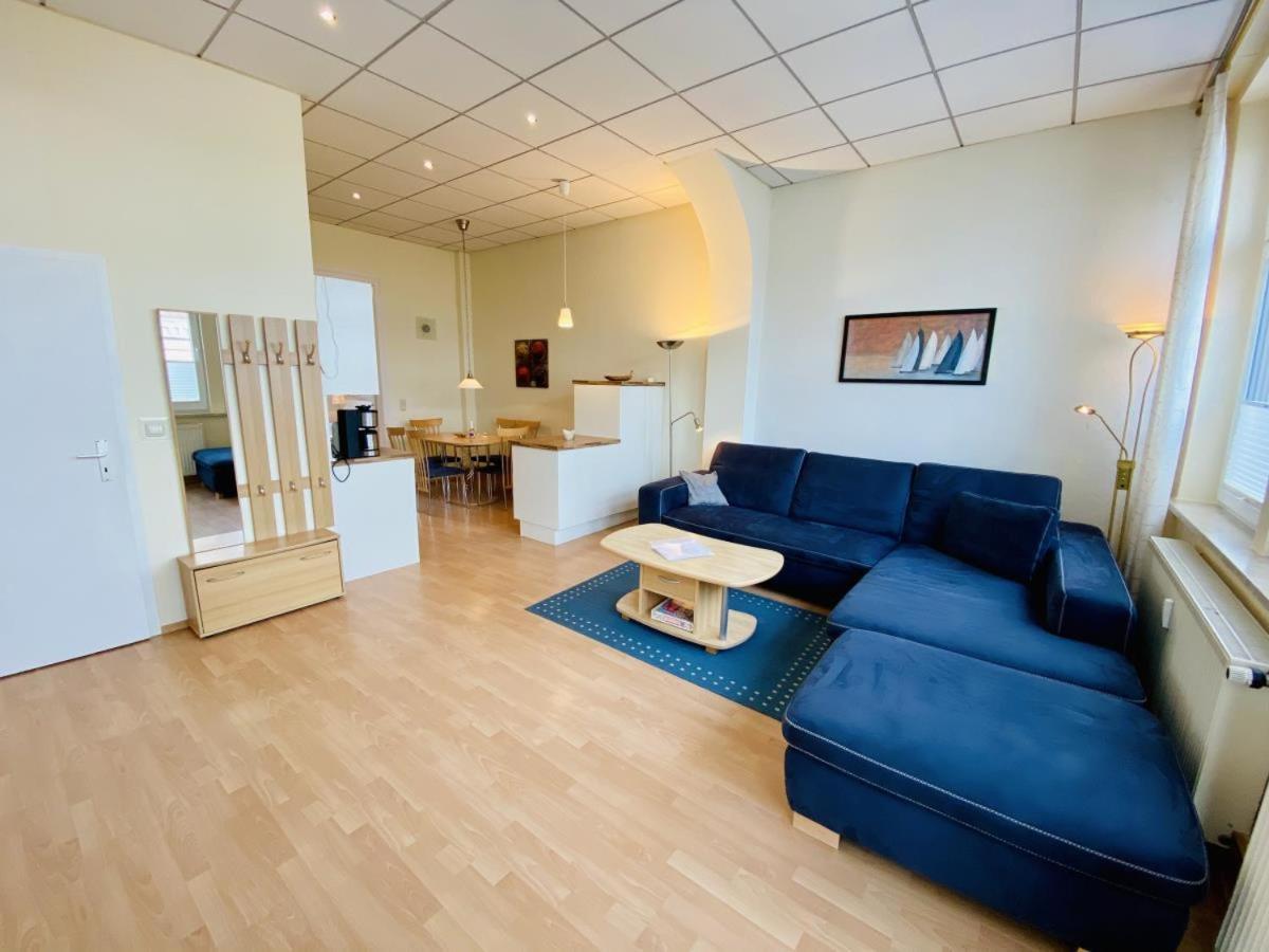 Promenadenblick/Captains-Suite Rostock Exterior foto